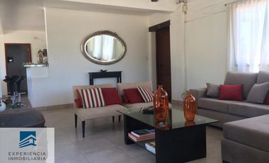 Venta de Casa en Barrio Club de Campo 