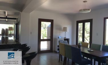 Venta de Casa en Barrio Club de Campo 
