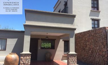 Venta de Casa en Barrio Club de Campo 