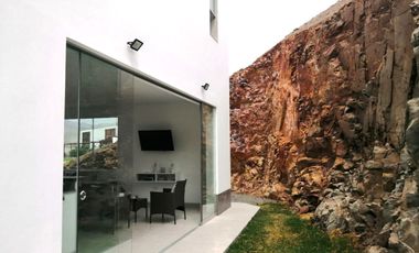 SE VENDE CASA DE PLAYA DE ESTRENO