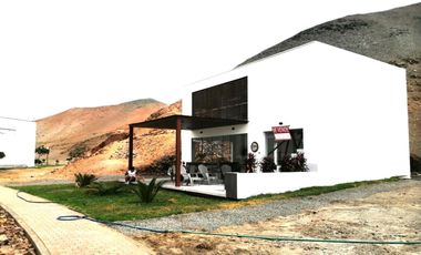SE VENDE CASA DE PLAYA DE ESTRENO