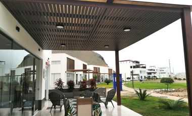 SE VENDE CASA DE PLAYA DE ESTRENO
