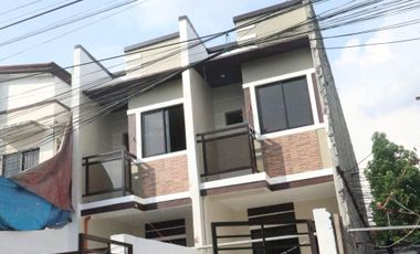 Townhouse Units in North Fairview Quezon, City PH2679