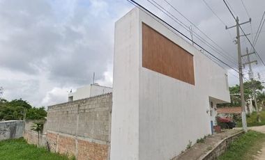 CASA EN COL. CAMPESTRE ALBORADA, VERACRUZ.