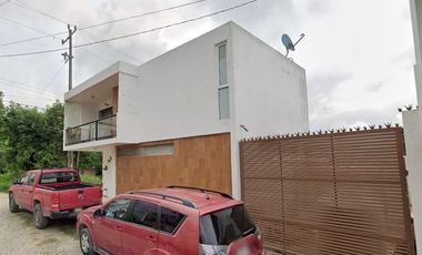 CASA EN COL. CAMPESTRE ALBORADA, VERACRUZ.