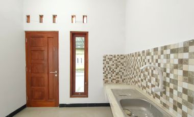 Rumah baru siap huni di selatan terminal giwangan dekat uad