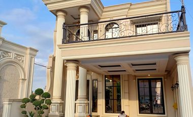 The Johar Mansion Hunian Klasik Mediterania dengan Kolam Renang Pribadi