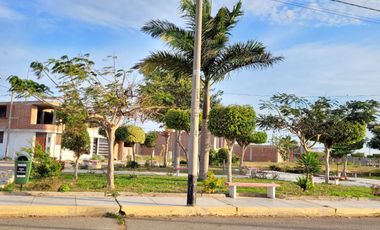 VENTA DE TERRENO EN URBANIZACIÓN EL TREBOL EN LAMBAYEQUE