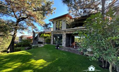 CASA EN VENTA CLUB DE GOLF ALTOZANO (FRENTE A FAIRWAY) $12,500,000