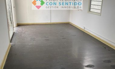 CASA COMERCIAL SE ARRIENDA
