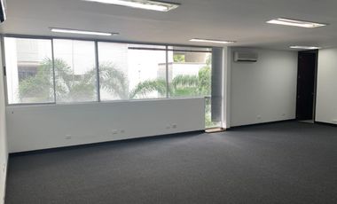 PR16126 Oficina en venta en el sector MIlla de Oro, Medellin