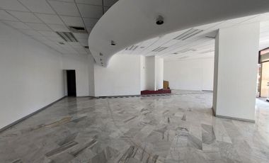 Local u Oficina corporativa dentro de Jardines en la Montaña