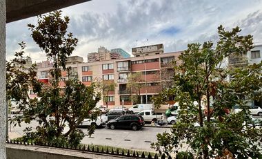 ¡OPORTUNIDAD! Se Vende Departamento Santiago Centro.