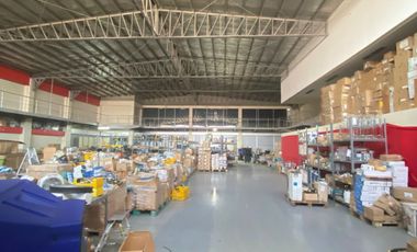 WAREHOUSE AND SHOWROOM FOR RENT IN PARAÑAQUE NEAR THE AIRPORT