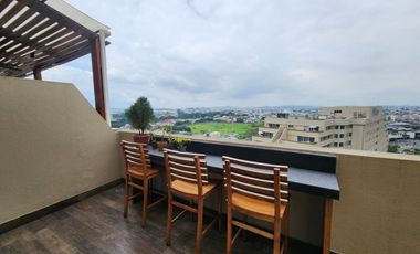 Hilton Colon Pent-house, Moderno Remodelado con Acabados de Lujo, Vendo