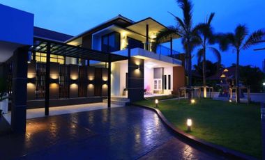 Luxury Pool Villa For Sale