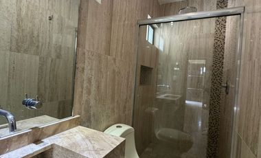 Casa en renta de 4 recámaras junto a SONATA