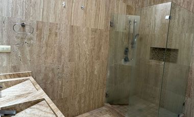 Casa en renta de 4 recámaras junto a SONATA