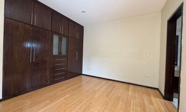 Casa en renta de 4 recámaras junto a SONATA