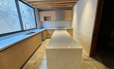 Casa en venta en el centro de Valle de Bravo