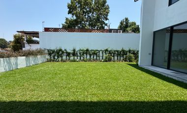 Casa en venta en el centro de Valle de Bravo