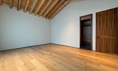 Casa en venta en el centro de Valle de Bravo