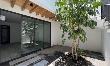 Casa en venta en el centro de Valle de Bravo