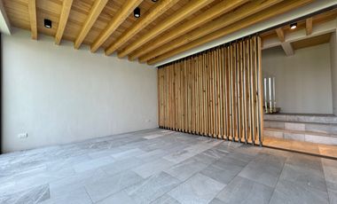 Casa en venta en el centro de Valle de Bravo