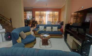 En La Parroquia El Cambio Se Vende Linda Casa Independiente Amplia de 3 Dormitorios