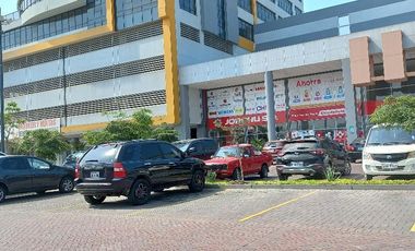 Local Alquilo en  Plaza Comercial en Duràn