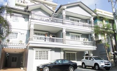 Good Deal Apartment For Sale in AfpoVai Village Taguig City