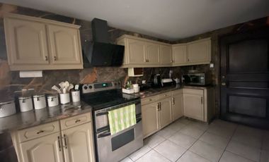CASA DE VENTA EN EL BOSQUE: UBICACIÓN ESTRATÉGICA, PARA USO COMERCIAL O RESIDENCIAL 340 M2, $330.000