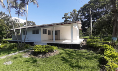 FINCA CAMPESTRE EN VENTA UBICADA EN CHINAUTA CUNDINAMARCA