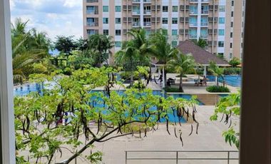 Semi-furnished Three Bedroom Condo Unit for sale with the view of Amenities in The Grove By Rockwell, Pasig City!