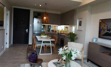 For Sale Luxury Beach Condo and Villas in Aruga Resort and Residences