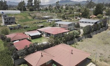 PROPIEDAD RENTERA EN MONTALVO