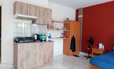 VENTA DE CASA DE TRES PISOS EN LA URB. SANTA ANA, PIURA