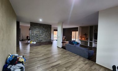 Venta de residencia en frac Residencial Bosques de la Presa fraccionamiento