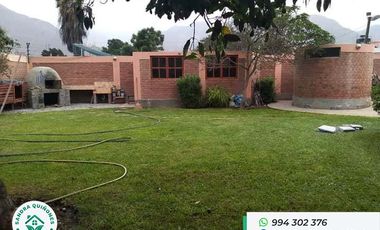VENTA DE CASA CON DOS PISCINAS EN CHOSICA