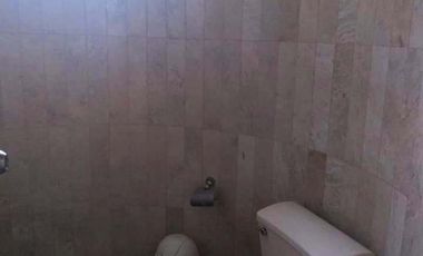 VENTA DE CASA CON DOS PISCINAS EN CHOSICA