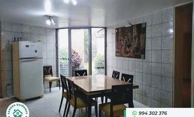 VENTA DE CASA CON DOS PISCINAS EN CHOSICA