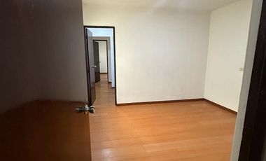 SE VENDE Casa Comercial Cerca A Morales Duarez Con Av. Universitaria