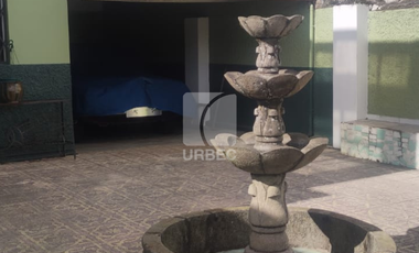 VENTA - AMPLIA CASA DE VENTA EN EL SECTOR  NORTE A 3 MINUTOS DEL CENTO DE LA CIUDAD  DE GUARANDA /23URB017