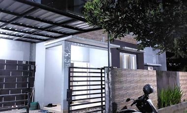 Rumah 2 Lantai Hanya 30 meter dari Jalan Letkol Subadri