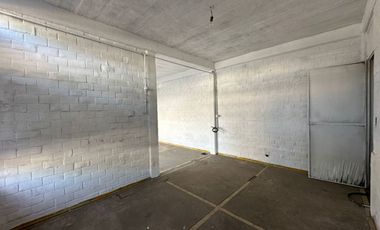 Local Comercial en Renta, Av. Valle de Santiago