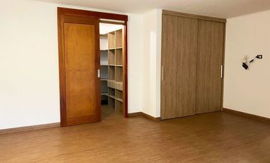 PR19135 Apartamento en arriendo en el sector Altos de las Palmas