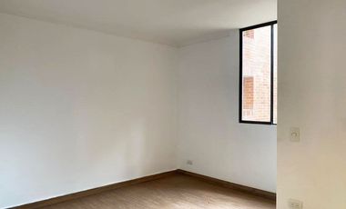 PR19135 Apartamento en arriendo en el sector Altos de las Palmas