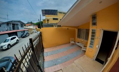 EN VENTA CASA EN LA ALBORADA