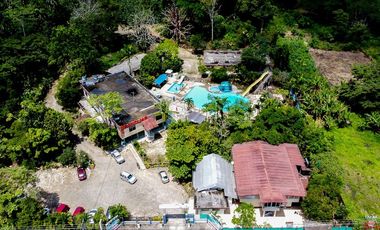 Hostería de venta,   ubicada  en Archidona. En la Provincia de Napo.