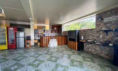 Hostería de venta,   ubicada  en Archidona. En la Provincia de Napo.